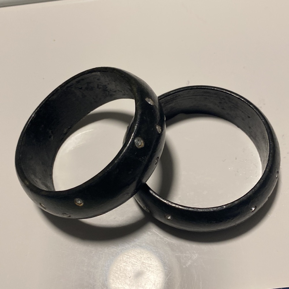 Wood bangle, - Picture 3 of 4